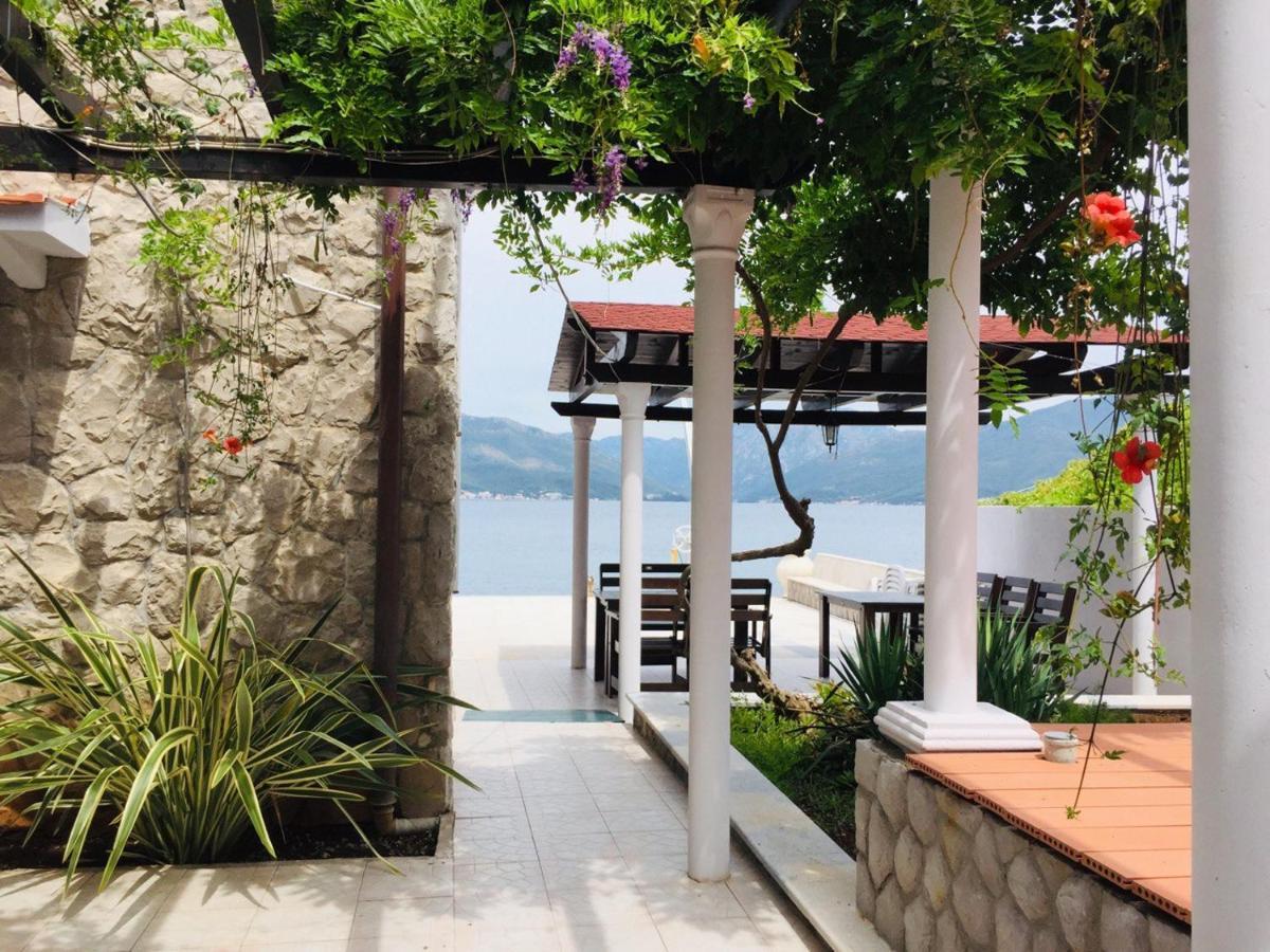 Appartamento La Casa Di Sonja Teodo Esterno foto