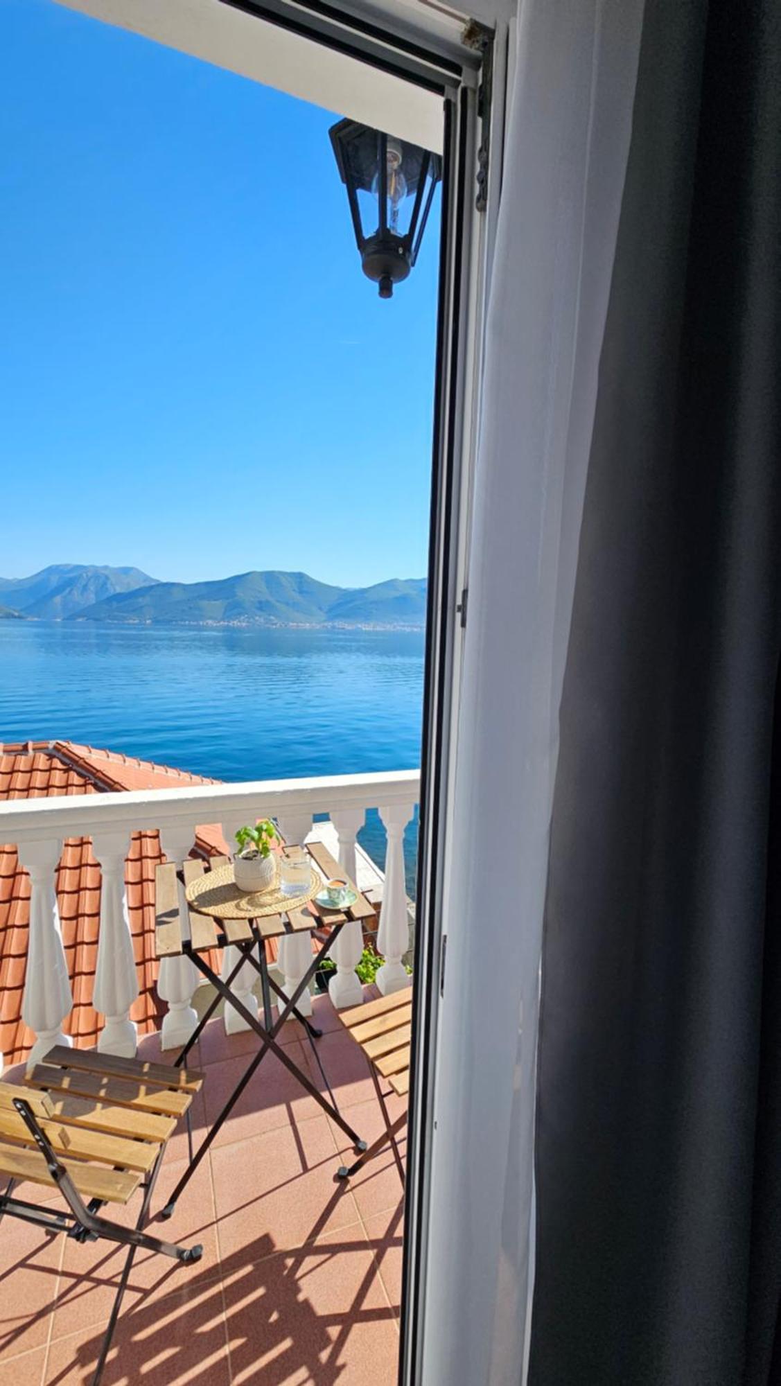 Appartamento La Casa Di Sonja Teodo Esterno foto
